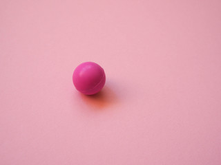 Fototapeta na wymiar little pink ball