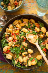 Gnocchi with bacon, spinach & tomatoes 