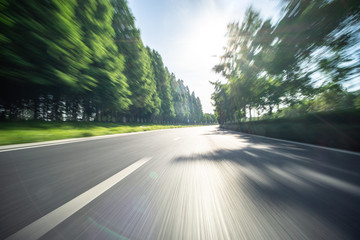 Obraz premium driving on highway