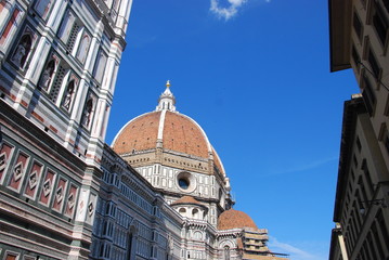 Obraz premium duomo in florence with blue sky