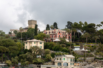 Obraz premium Small city from the sea