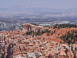 Breathtaking view of the Bryce Canyon National Park, seen from the Rainbow Point overlook.