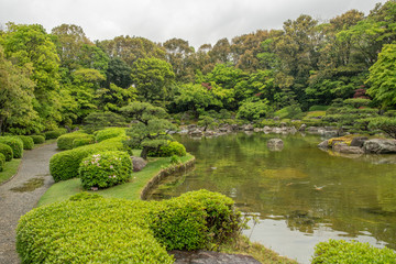 Der japanische Garten im Ohori Park in Fukuoka