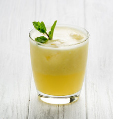 freshly squeezed lemon juice in small bowl