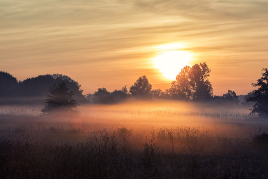 Sonnenaufgang am Niederrhein