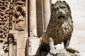 Altamura (Bari) - Dettaglio del Portale del Duomo Cattedrale
