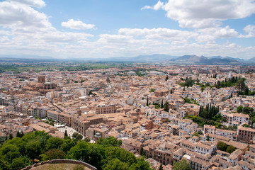 Fototapeta na wymiar hermosa vista de la ciudad de Granada, España
