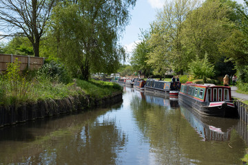 Fototapeta na wymiar Narrowboats on the canal Worcestershire