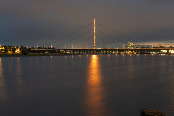 Dusseldorf bridge at night 