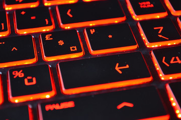 clavier d'ordinateur, clavier azerty, r&eacute;tro-&eacute;clairage du clavier, clavier rouge et noir