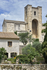 Fototapeta na wymiar Tower of fortress in the city of Pernes-les-Fontaines France Provence