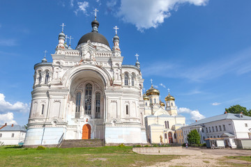 Fototapeta na wymiar Vyshnevolotsky Kazan Convent