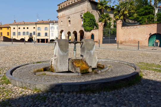Water fountain in Fontanellato