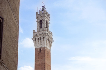 Fototapeta premium Campo Square with Mangia Tower, Siena, Italy
