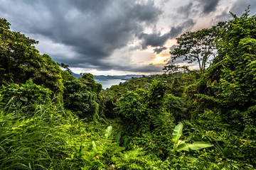 Fototapeta na wymiar Arenal See in Costa Rica