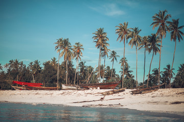 Obraz premium Fishing boats at tropical island Zanzibar