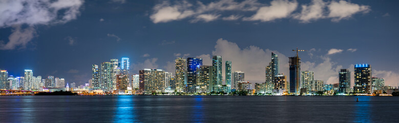 Fototapeta na wymiar Amazing wide angle panorama Downtown Miami at night
