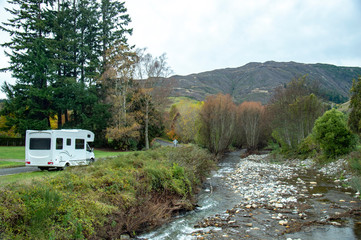 キャンピングカーとMotueka Valley,South Island,New Zealand