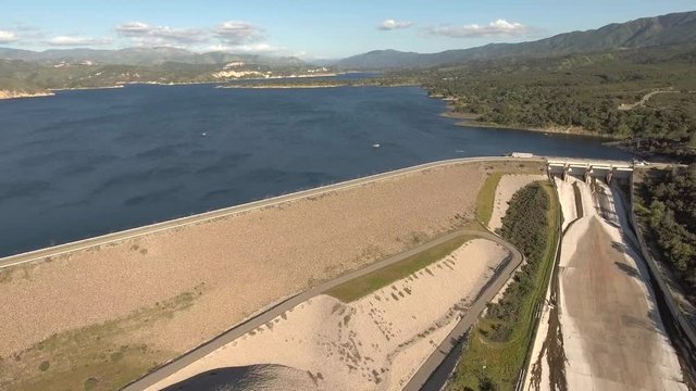 Aerial shot of Bradbury Dam in Cachuma Lake in California