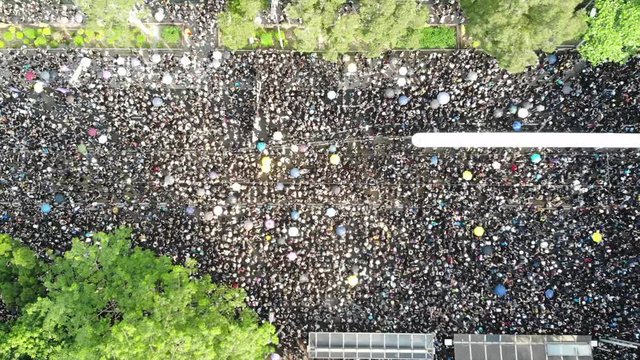 2 million protesters stand out to oppose a controversial extradition bill on June 16 2019 hong kong