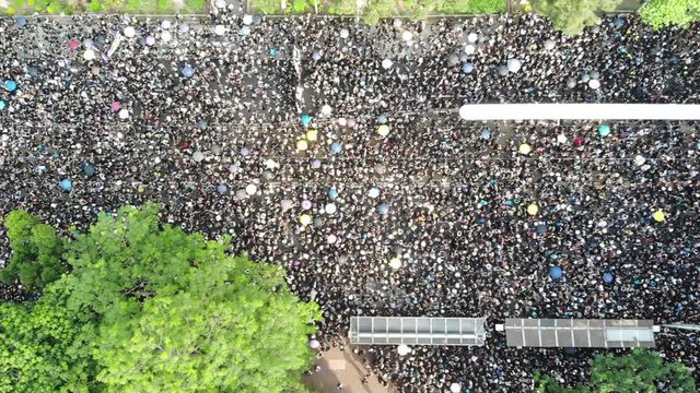 2 million protesters stand out to oppose a controversial extradition bill on June 16 2019 hong kong