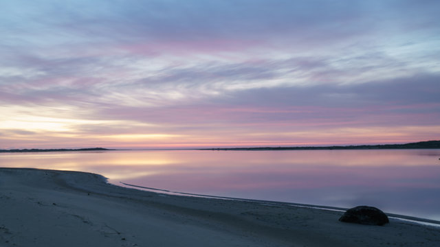 Morgenrot am Snowy River bei Marlo in Australien