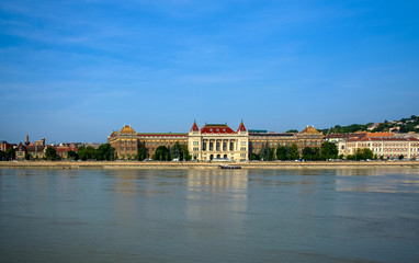 Naklejka na ściany i meble 10.06.2019. Hungary, Budapest. Beautiful view since morning of the Danube river and the right coast of the city of Buda.