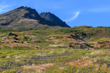康新道から見た初秋の鳥海山