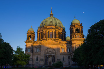Fototapeta na wymiar Berlin Cathedral Church at sunset