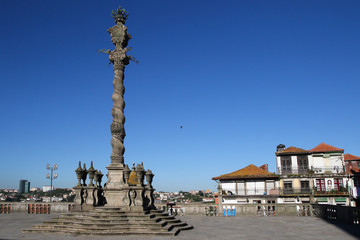 Fototapeta na wymiar The pillory of Porto in Se Cathedral Square, Portugal