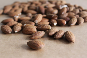 Unbehandelte Mandeln