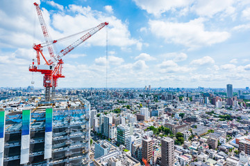 高層ビルの建設工事 Construction work of high-rise building.