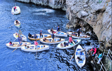 Fototapeta na wymiar capri,blaue grotte in italien