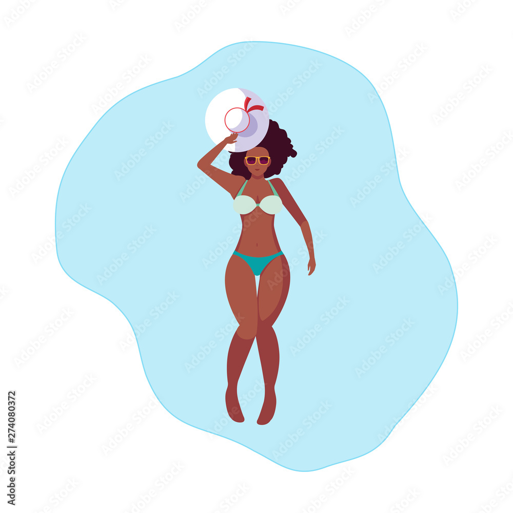 Poster beautiful afro woman with swimsuit floating in water