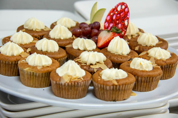 A banana cup cake