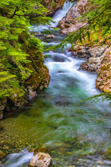 Obraz premium Beautiful Sunset Hike to Franklin Falls in Washington