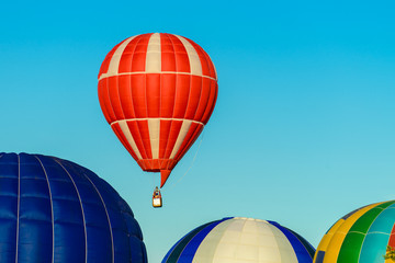 red balloon about the red aerostat