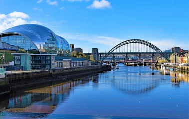 Vlies Fototapete Sydney Harbour Bridge Reflexionen über den Fluss Brew, Gateshead, Newcastle
