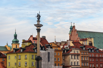 Obraz premium Kolumna Zygmunta na warszawskiej Starówce. Polska