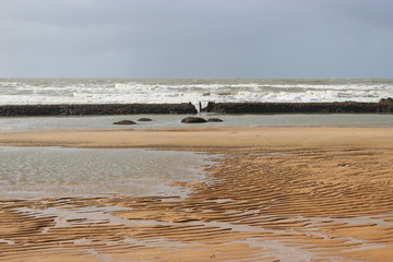 Écluse à poissons près des Sables-d'Olonne (plage de la Paracou)