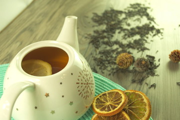 aromatyczna herbata o poranku