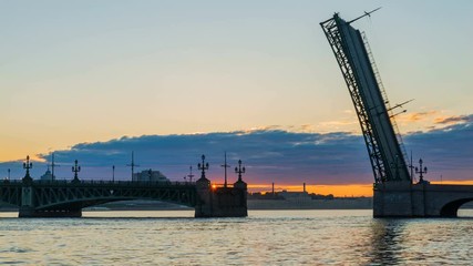 Timelapse Troitsky Bridge and the ship "Scarlet Sails" White nights in St. Petersburg. Beautiful Cityscape Time Lapse