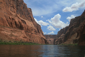 Fototapeta na wymiar colorado river in canyon