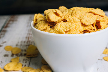 Crispy corn flakes in a bowl