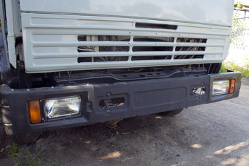 Obraz na płótnie Canvas .large truck with a body. cargo transportation. broken car. car repairs.