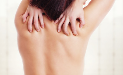 Verspannungen im Genick