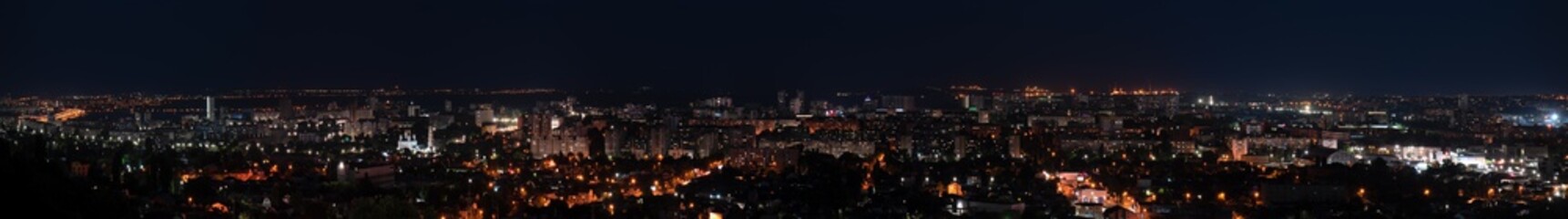 Fototapeta na wymiar Night panorama of Saratov city