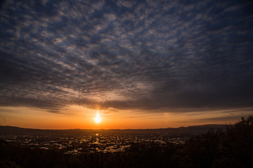 砺波・散居村の夕暮れ