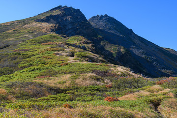 康新道から見た初秋の鳥海山