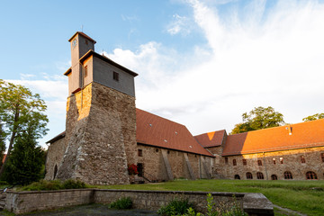 Fototapeta na wymiar Reiseziel im Sommer, Kloster Ilsenburg